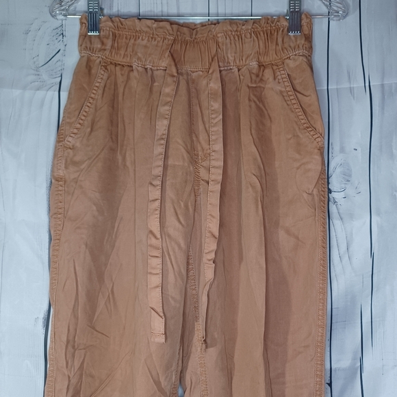 SO High Rise jogger - Picture 2 of 11